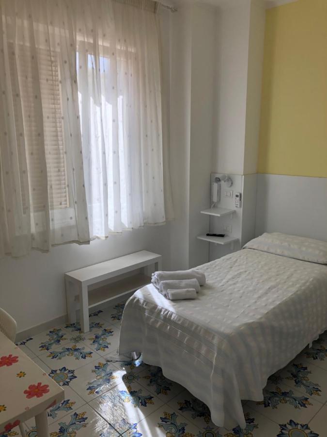 Albergo Oasi Napels Buitenkant foto