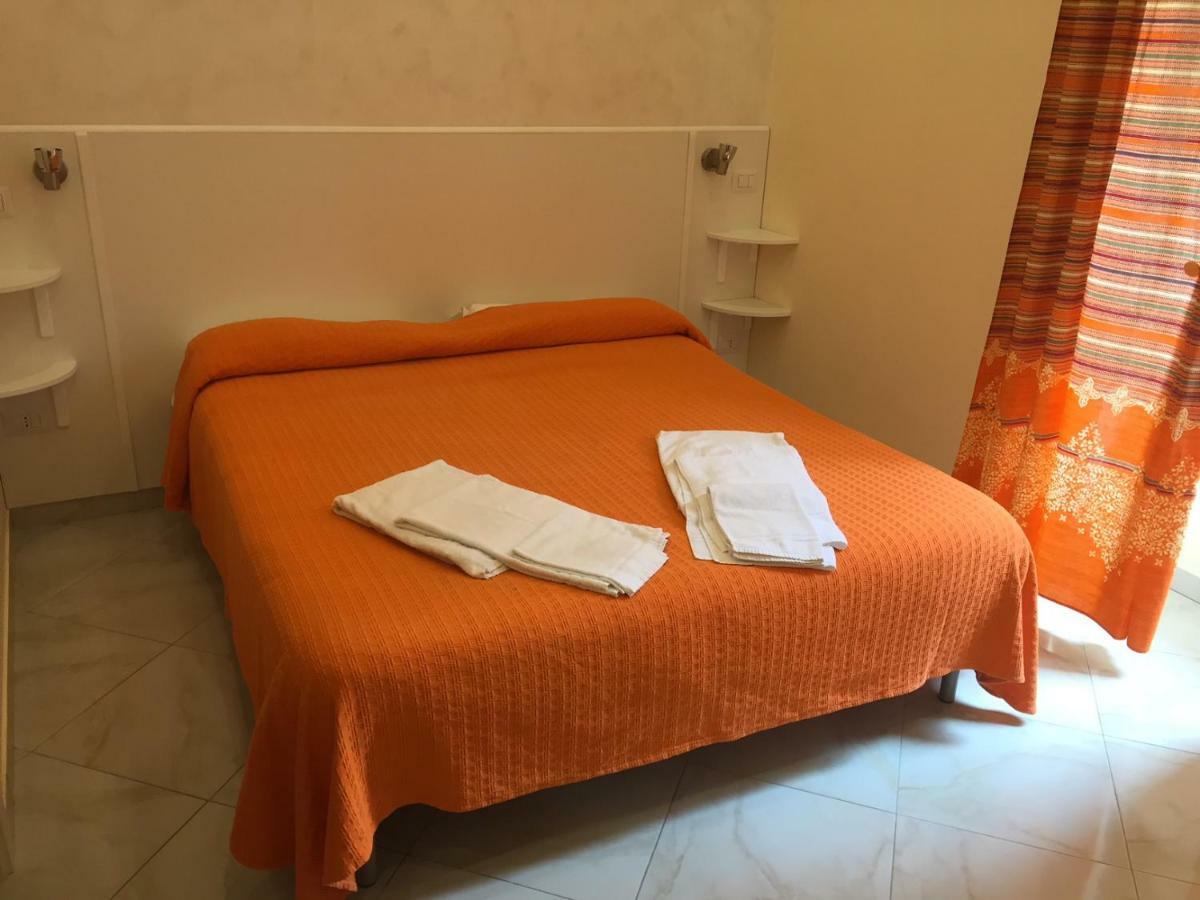 Albergo Oasi Napels Buitenkant foto