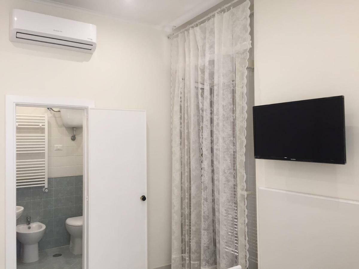 Albergo Oasi Napels Buitenkant foto